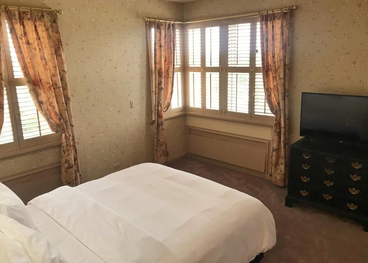 Hotel Phillips برتلسفيل المظهر الخارجي الصورة